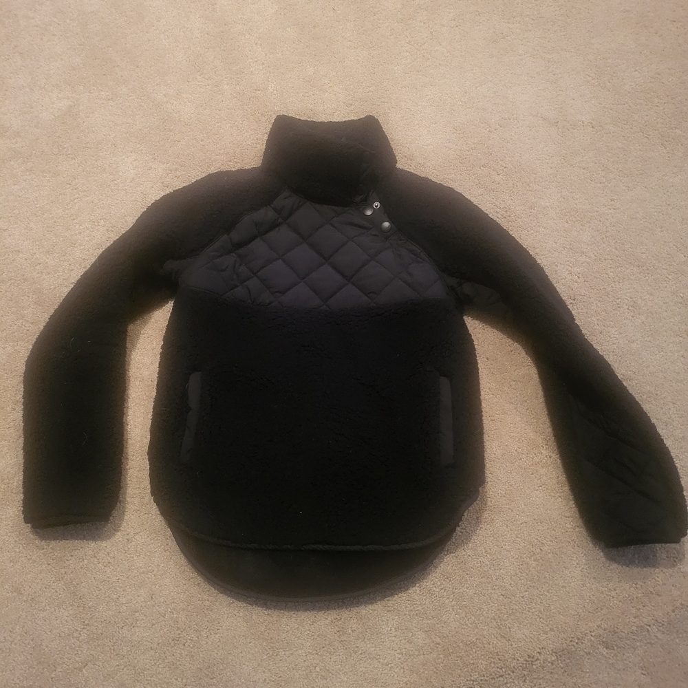 Abercrombie Fleece top